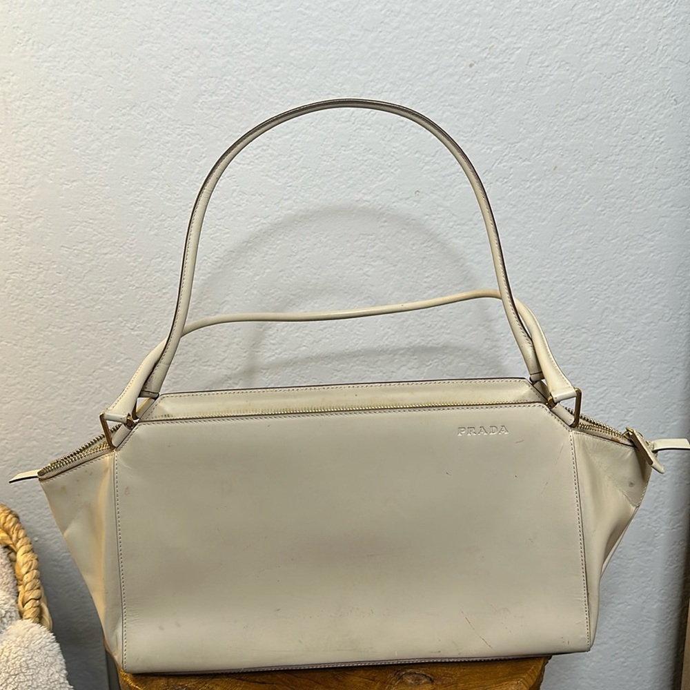 Prada Vitello City Shoulder Bag